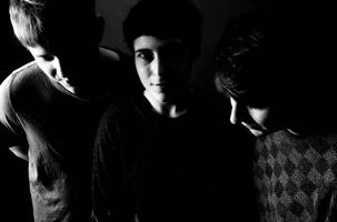 Premiere: Flowers - Young